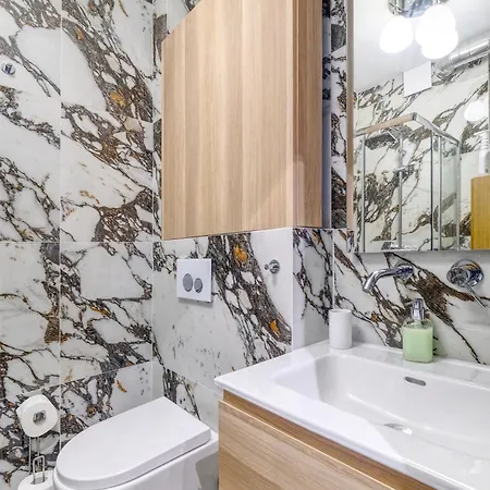 Gris Apartament